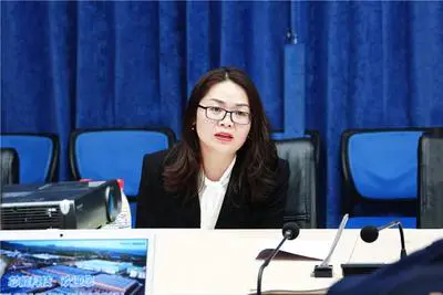 海宁市副市长唐红珍莅临芯能科技考察调研